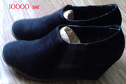 Продам женские черные ботинки (замша)